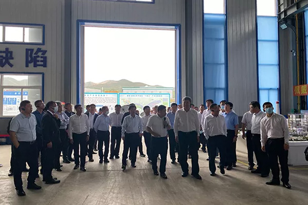 内蒙古自治区党委常委、通辽市委书记孟宪东携考察团到捕鱼大作战最新兑换码大全
环境考察指导